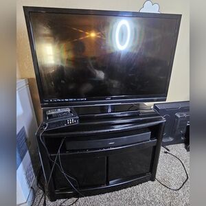 VIZIO Set Black Flat Screen Console Size M
